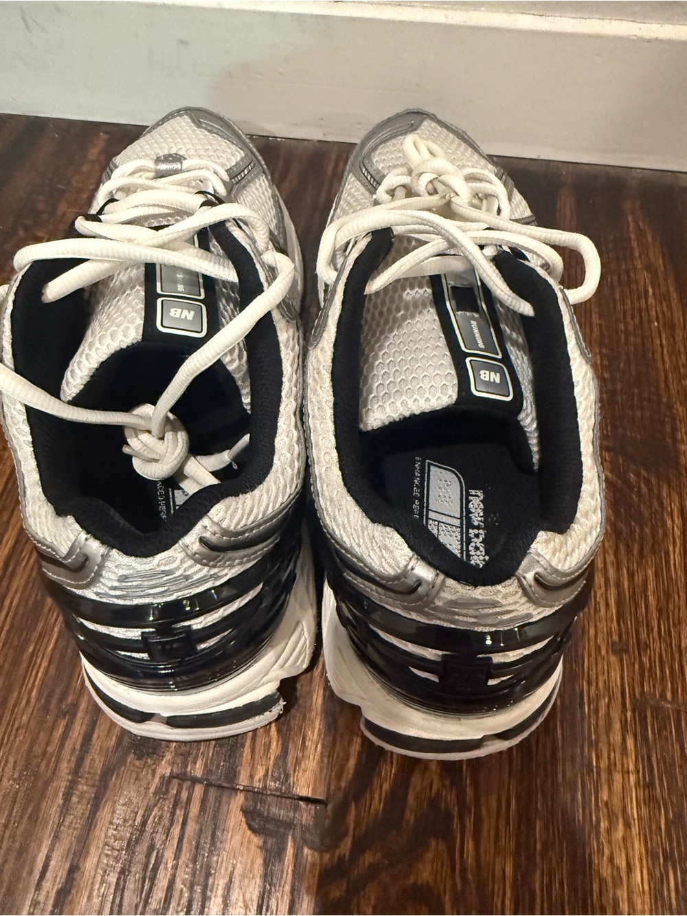 New Balance 1906R - Silver metallic Black Athletic Sneakers Size 12M/13.5W - Picture 6 of 10